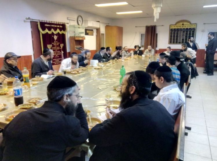 תל ציון • הרב שניאור חביב התוועד עם אברכי הכוללים
